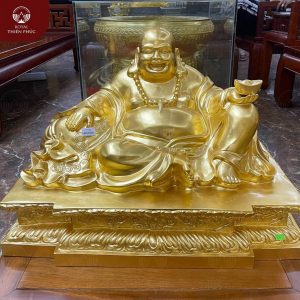 Tượng Phật Di Lăc dát vàng