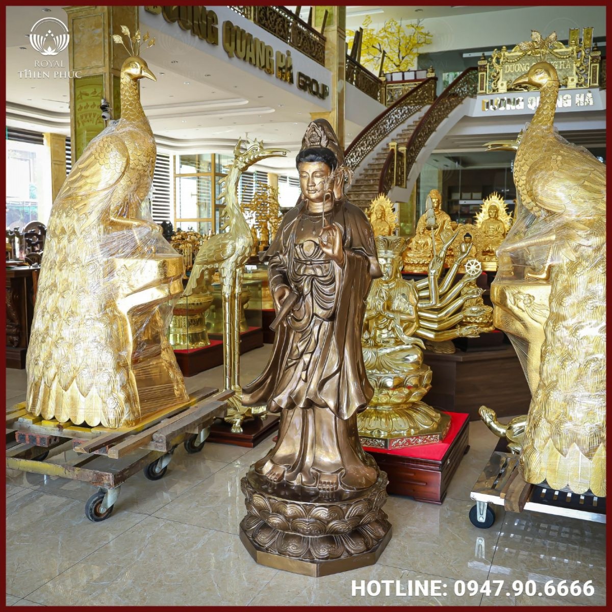 Màu sắc sang trọng Màu sắc sang trọng