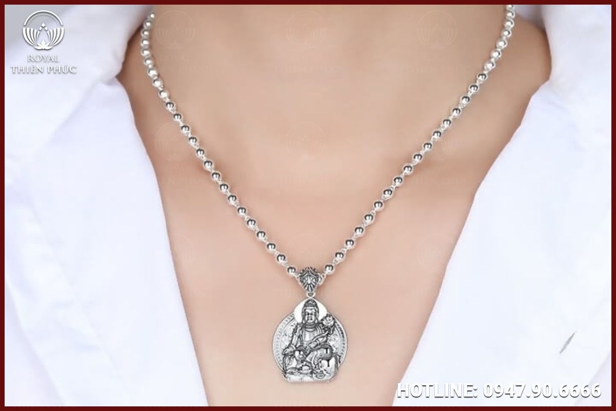 Hướng dẫn cách chọn dây chuyền mặt Phật chuẩn phong thủy