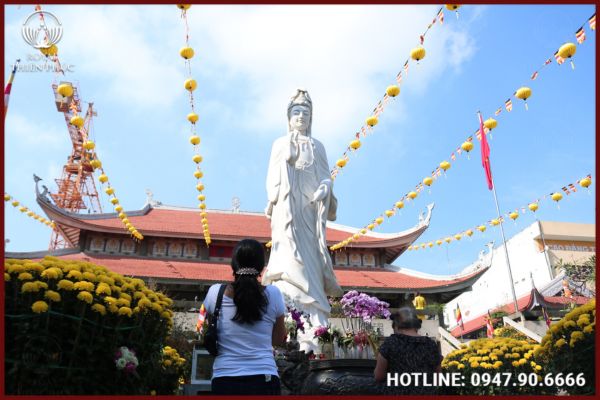 Các hoạt động trong ngày vía Phật