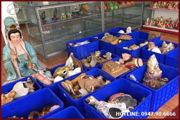 Có nên thờ lại tượng Phật cũ hay không? Có nên thờ lại tượng Phật cũ hay không?